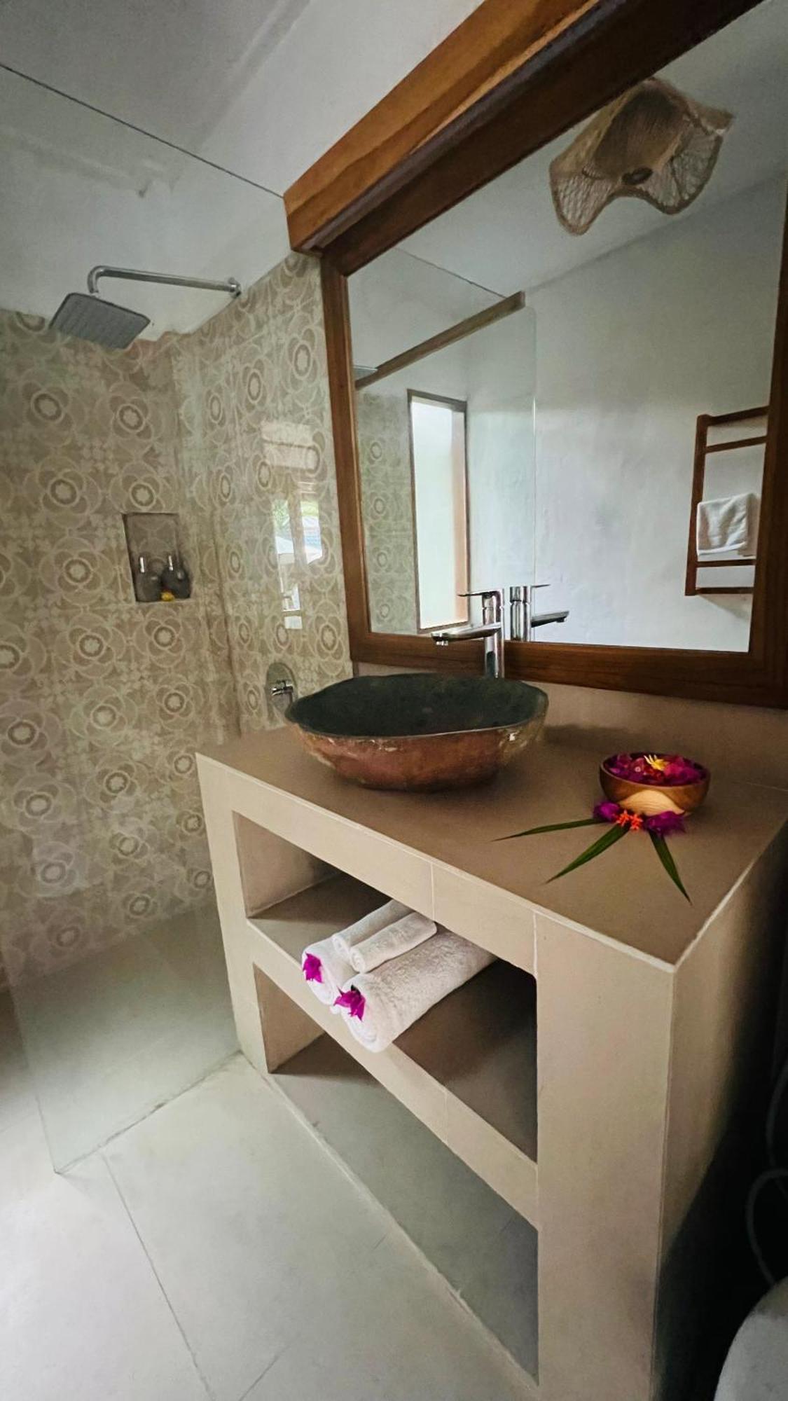 Marygio Gili Resort Джили Трауанган Екстериор снимка